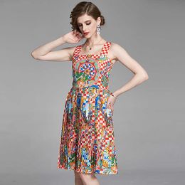 Summer Runway Vintage Wheel Plaid Print Spaghetti Strap Dress Women's Luxury Sleeveless High Waist Pleated Short 210529