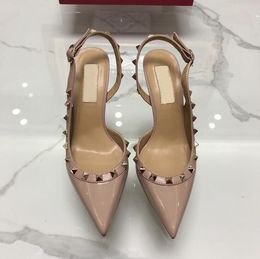 A114 Pointed Rivet Sexy Toe Sandals Fashion Women Pumps Casual Designer Gold Matt Leather Studded Spikes Slingback H