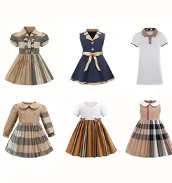Designer-Baby-Kleid für Mädchen, kariertes Kleid im europäischen und amerikanischen Stil, neue Kinder, Mädchen, niedlicher Puppenkragen, kurze Ärmel, karierte Kleider, modisches O-Ausschnitt-A-Linien-Kleid für Mädchenkleidung