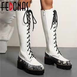 Retro Platform Knee Hig Boots Cross Tied Chunky Heels Shoes Woman Fashion Wedding Party Motorcycle 210528