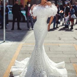 -Long élégant dentelle sirène robe forficielle wear soir avec plumes bâillons bâbils de bal sexy robe de bal sexy célébrité