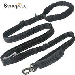 Benepaw 4-in-1 Multifunction Heavy Duty Dog Leash Car Seat Belt Reflective Shock Absorbing bungee Pet Leash Traffic Control 210729