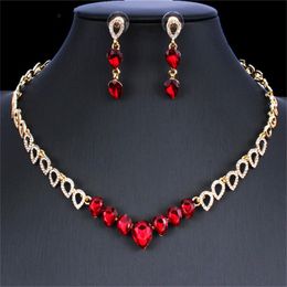-Boucles d'oreilles collier luxe élégant rouge vert cristal noire bijoux de bijoux de bijoux en alliage de couleur doré goujon d'oreilles pour femmes