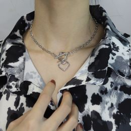 Vintage Fashion Coin Thick Chain OT Buckle Necklace Bohemian Punk Metal Heart Collar Choker Necklace Fashion Women Punk JewelryPendant