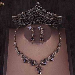 -Baroque Vintage Gold Black Crystal Heart Heart Jewelry Set di gioielli Crown Tiades Collana orecchini da sposa Dubai Set 210701