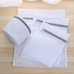 20 Pcs/Lot Washing Laundry Bag Cloting Foldable Protection Net Polyester Mesh Laundry Bags Washing Lingerie Protecting Household 210316