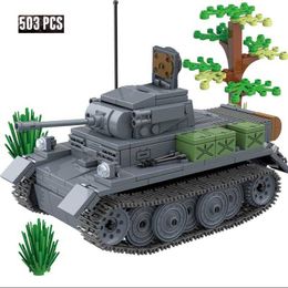 Military Series Army World War II German Second Reconnaissance Tank L-Type DIY Model Building Blocks Bricks Toys Gifts Q0624