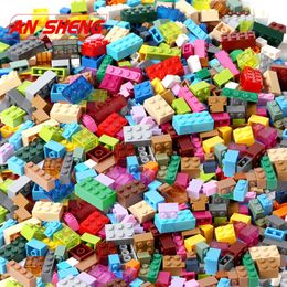 1000/750/500 PCS Building Blocks Bricks Set Creator City DIY Creative Toys Educational Bulk Bricks Compatible All Brands Q0624