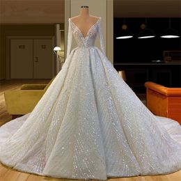 Luxury Glitter Wedding Dress Deep V Neck Long Sleeves Couture Bridal Gowns Islamic Turkish Kaftans Saudi Arabia Party Gowns