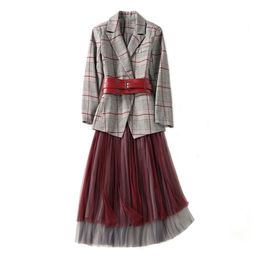 High-quality Professional Small Suit Skirt 2-piece Set Autumn Plaid Temperament Jacket Mesh Elegant 210527