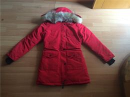 Hot sale women trillium down jackets with coyote fur trim keep warm female down parkas with ykk zipper