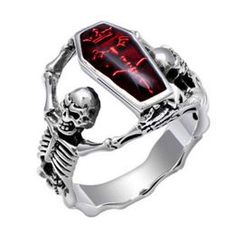 Vintage Punk Skull Ring Men Hip Hop Engagement Ring Male Fashion Red Zircon Rings for Women Jewellery Silver Colour Rings G1125