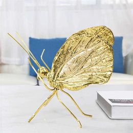 Living Room Desktop Golden Butterfly Decoration Butterflies Figurines Ornament Animals Sculpture Metal Crafts Home Decor 210804