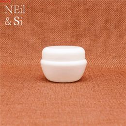 White Plastic Cosmetic Lotion Jar Makeup Lip Oil Batom Eyeshadow Cream Bottle Refillable Mushroom Travel set Containerbest qualtity