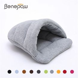 Benepaw Quality Warm House Cat 10 Colours Cosy Soft Cat Sleep Bag Kitten Portable Winter Autumn Pet Bed Cat XS/S/M/L 210722