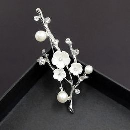 Pins, Brooches High-end Chinese Style Shell Pearl Flower Brooch Fashion Atmosphere Female Collar Pin Accessories Jewellery