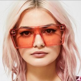 2022 occhiali da sole quadrati oversize da donna moda di marca Flat Top rosso nero lente trasparente un pezzo da uomo Gafas specchio ombra Uv400