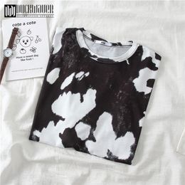 Duckwaver Summer Cow Printed Women Oversize Tshirt White and Black Breathable Soft Female Basic Loose Tshirt Women Tee Tops 210316