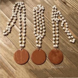 4 Styles Pearl Wooded Beads Necklace Favor Wood Chip Pendant Women Sweater Chain DIY Wooden Crafts Decoration T2I53413