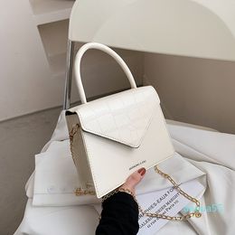 2021 New bags Bag women's new autumn Korean version fashion sense foreign style handbag single shoulder armpit bag