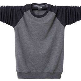 2020 new Men's autumn long sleeve T-shirt Casual loose cotton men's stitching T-shirt Large size 4XL 5XL 6XL oversized t shirt G1229