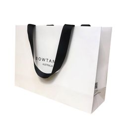 Customized White Coated Paper Clothes or Garment Packing Bags Matte Lamination Gift Package Colorful Advertising Bag