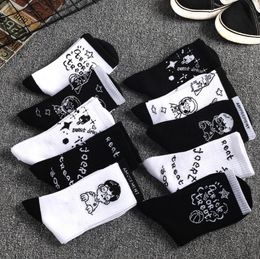 New Fashion Street Culture Men and Women Socks Cotton White Black Graffiti Harajuku HipHop Skateboard Sport Funny Happy Sockings