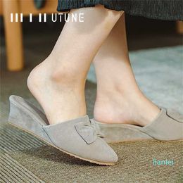 UTUNE Office Indoor Slippers For Women Wedge Heel Sexy Shoes Black/Grey Suede High Heels Slides Women's Home Slipper Mules 211206