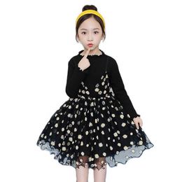 2021 New Lace Tulle Princess Dresses For Little Girls Kids Children Clothes Cute Full Sleeve Daisy Star One-Piece Wedding Dress Q0716