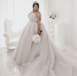 Luxury Bridal Gowns Illusion Neck Arabic Dubai Plus Size Wedding Dresses Lace Appliqued Tulle Court Train Vestido De Noiva Custom Made 2022