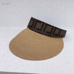 Visors Designers Straw Hat Bucket Hats Casquette Luxurys Womens Fashion Caps Fitted Hats Mens Canvas Baseball Cap Summer Fedora New 22030801