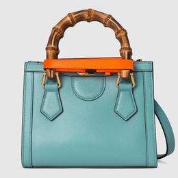 2021 womens Shoulder Bags canvas leather Designers Handbags Bag Famous Trip Postman Classic Handbag Briefcase Crossbody Good quality Wallet 0807