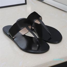 2022 Designers Italy Women Double G hardware Slippers Lady Flat Flip Flops Summer Oudoor Beach Leather Slide Sandals Classical D-Buckle 66
