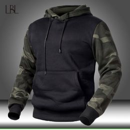 Winter Fleece Camouflage Hoodies Men's Military Tactical Pullover Hoody Sweatshirts Male Autumn Loose Camo Streetwear Sportswear 201112