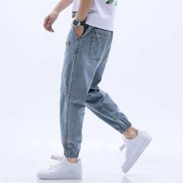 New Fashion Scratched Hole Jeans Men Spring Autumn Casual Harem Pants Male Washed Denim Trousers Elastic Waist 3XL 4XL Y0927