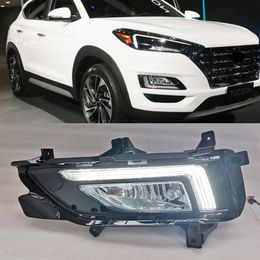 2PCS Car DRL For Hyundai Tucson 2019 2020 LED fog lamp cover daytime running lights with yellow turn signal Daylight