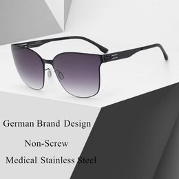 Gafas de sol 2021 Diseño de marca alemana Hombres polarizados No tornillo Acero inoxidable Gafas de sol Marco Super Light Eyewear Sunny