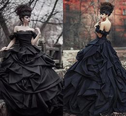 Black Gothic Garden Wedding Dresses 2021 Plus Size Off Shoulder Cascading Ruffles Lace-up Corset Lace Bridal Dress Mariage