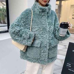 Ptslan Genuine Wool Soft Winter Button Stand Collar Jackets Real Shearing Sheep fur Coats Winter Patch PocketP5859 210816