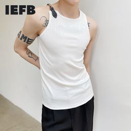 IEFB Niche Design Personalised Metal Buckle Trend Knitting Tank Tops Summer Men's Crew Neck Sleeveless Tee 9Y7739