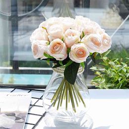 18PCS Rose Artificial Flowers Wedding Bouquet Silk for Home Decor Fake Autumn Fall 210706