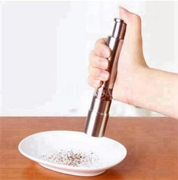 Stainless Steel Pepper Mills Thumb Push Salt Pepper Grinder Portable Manual Machine Spice Sauce Grinder Kitchen Tool DB555