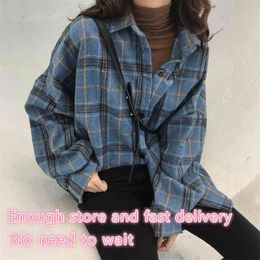 Korean Style Oversized Plaid Shirts Blouse Women Autumn Cotton Long Sleeve Plus Size s Button Up Shirt Blusas 210719