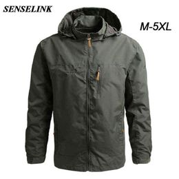 Men 2021 Outdoor Soft Shell Army Green Jacket Casual Loose Windproof Waterproof Sports Jacket Autumn Winter Plus Size Men Jacket Y1106