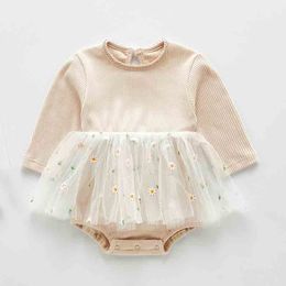 Autumn Baby Girl's Long Sleeve Bodysuit Halter Skirt With Fart Small Flower Mesh Skirt Creeper Newborn Baby Girl Clothes 210315