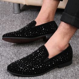 Black Spikes Brand Mens Loafers Luxury Shoes Denim And Metal Sequins High Quality Casual Men Shoes Fashion Party Flats 220221