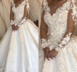 2021 Ball Gown Wedding Dresses V Neck 3D Floral Appliques Arabic Dubai Church Bridal Gowns Long Sleeves Court Train Vestidos De Novia AL7591