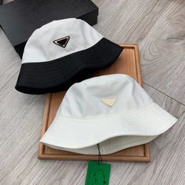 Luxury Designer Street Caps Mens Fashion Bucket Hats Foldable Visor Sunhat Womens Hats Sports Outing Letter Geometric Beanies