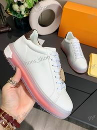 Artículos de lujo al por mayor réplicas Sneaker Branded Deportes mujeres Louis  Vuitton Zapatos de papá - China Louis Vuitton y Sneaker precio