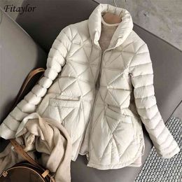 Fitaylor Winter Light Down Short Jacket Women 90% White Duck Warm Coat Ladies Stand Collar Casual Loose Solid Colour Outwear 210923